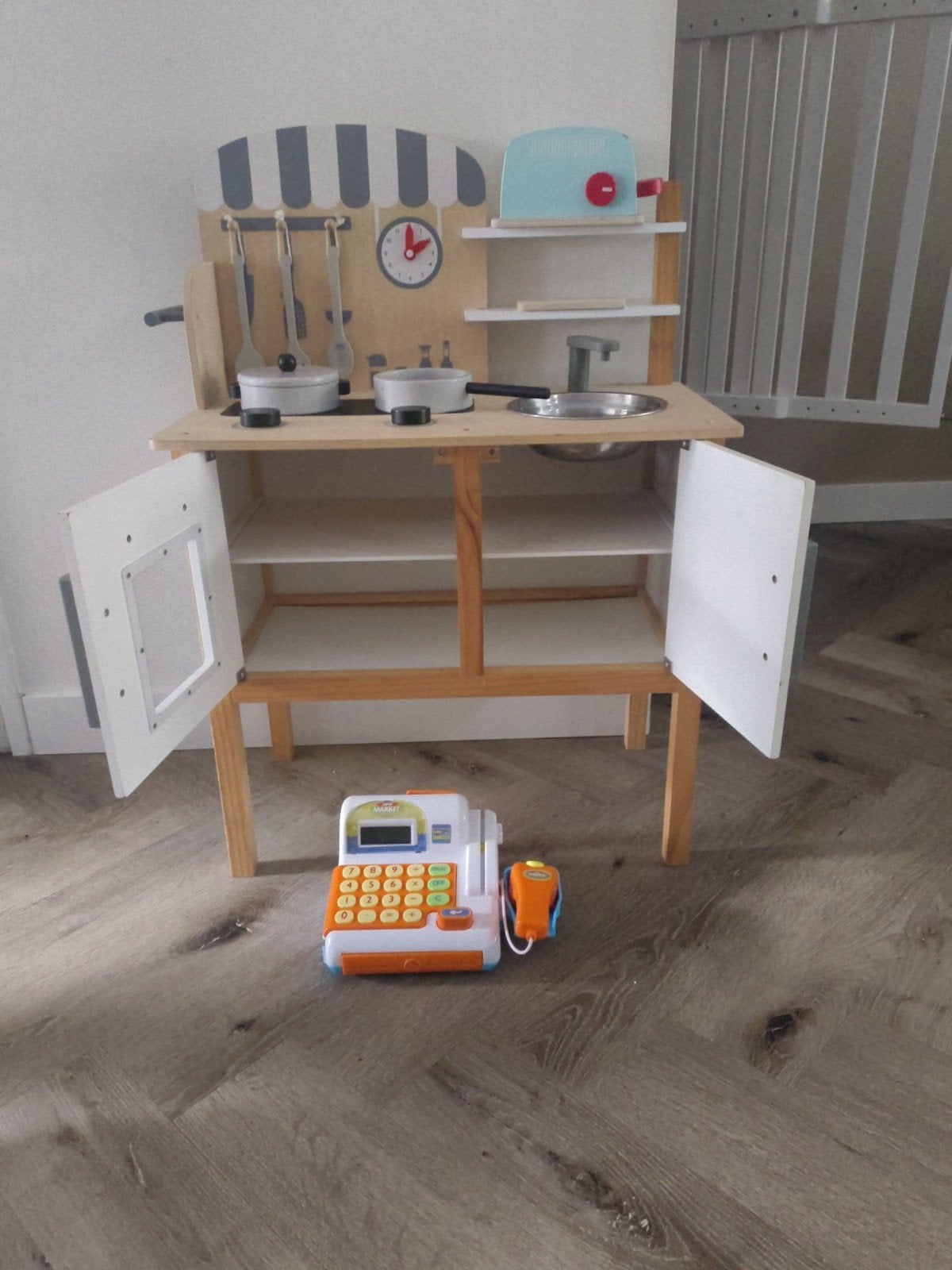 Houten Speelkeuken met Accessoires en Kassa, Ophalen, Gebruikt, Hout, Speelkeuken