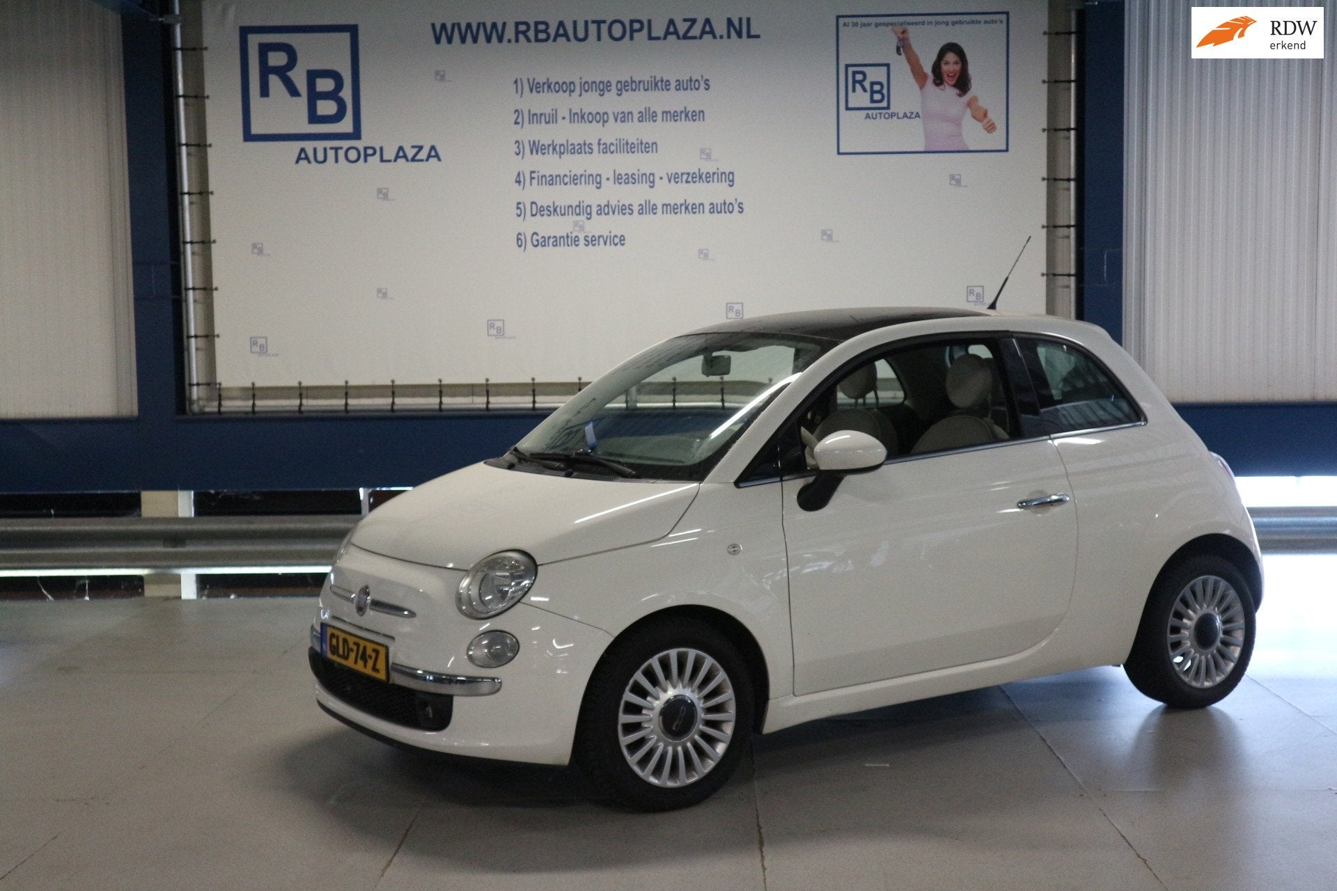 Fiat 500 0.9 TwinAir Lounge / DAKJE / HAAKJE / LEUKE AUTO !, Voorwielaandrijving, 86 pk, Gebruikt, Bedrijf