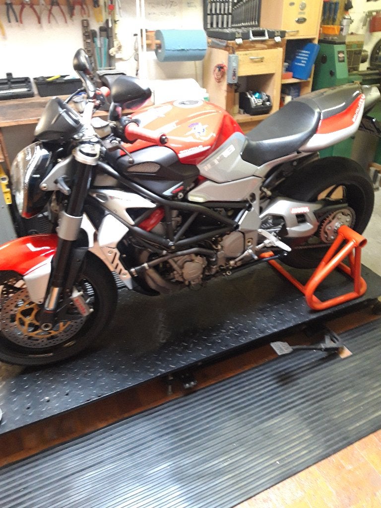 motoren mv agusta, 1078 cc, Motorrijbewijs A, Particulier, Meer dan 35 kW