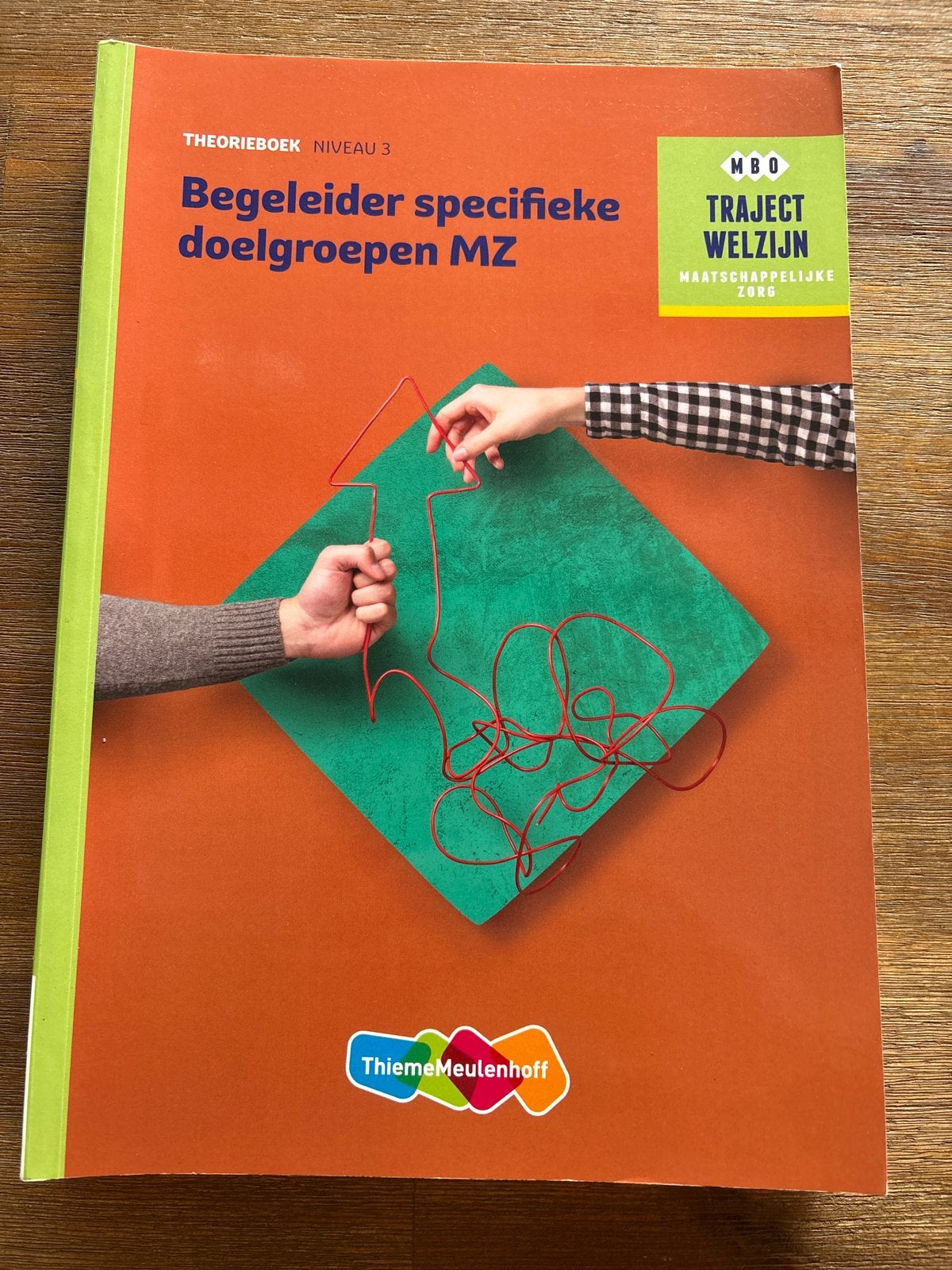 Begeleider specifieke doelgroepen MZ - Traject Welzijn, Boeken, Schoolboeken, Ophalen of Verzenden, Zo goed als nieuw, Overige niveaus