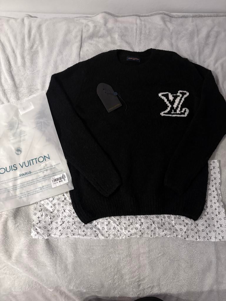 Louis Vuitton Zwarte Trui met LV Logo - Maat S, Ophalen of Verzenden, Zo goed als nieuw, Maat 36 (S), Zwart