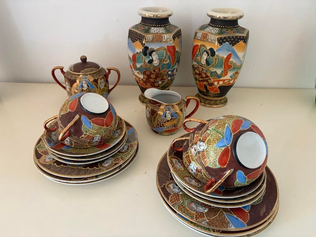 Antiek Japans Satsuma theeservies en vazen, Ophalen