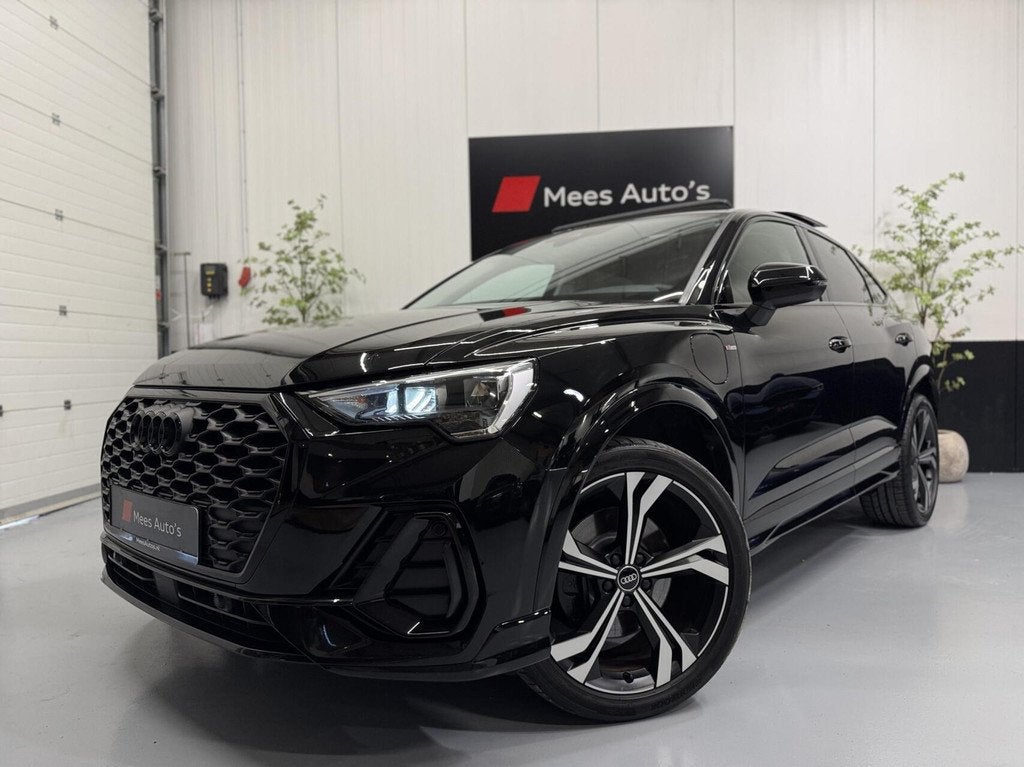 Audi Q3 Sportback 45 TFSI e S Edition|Pano|Ambiance|20 inch|, Automatische klimaatregeling, Stof, Gebruikt, Met garantie (alle)