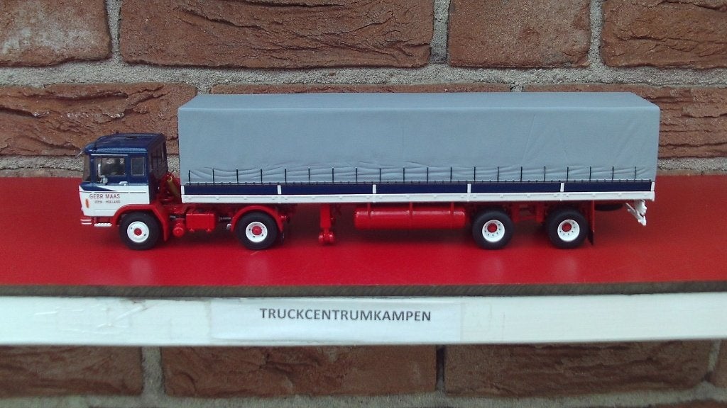 WSI  Daf  2600  4 x 2   van  Maastrans.