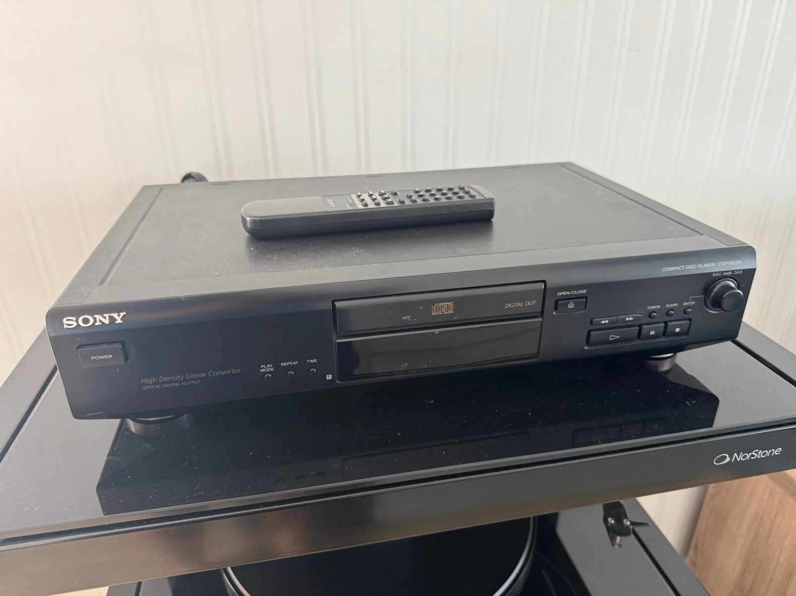 Sony CDP-XE310 CD-speler incl. afstandsbediening, Ophalen of Verzenden, Gebruikt, Sony