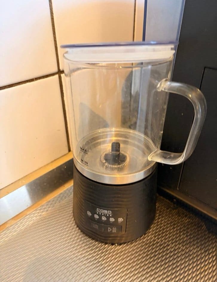Foto 3 van Krups Espressomachine met melkopschuimer