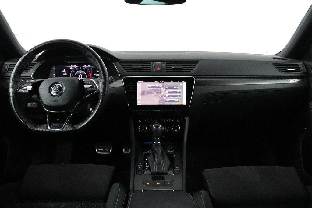 Skoda Superb Combi 1.4 TSI iV Sportline Business | Canton Au, Auto's, Skoda, Adaptive Cruise Control, Gebruikt, 4 cilinders, Met garantie (alle)