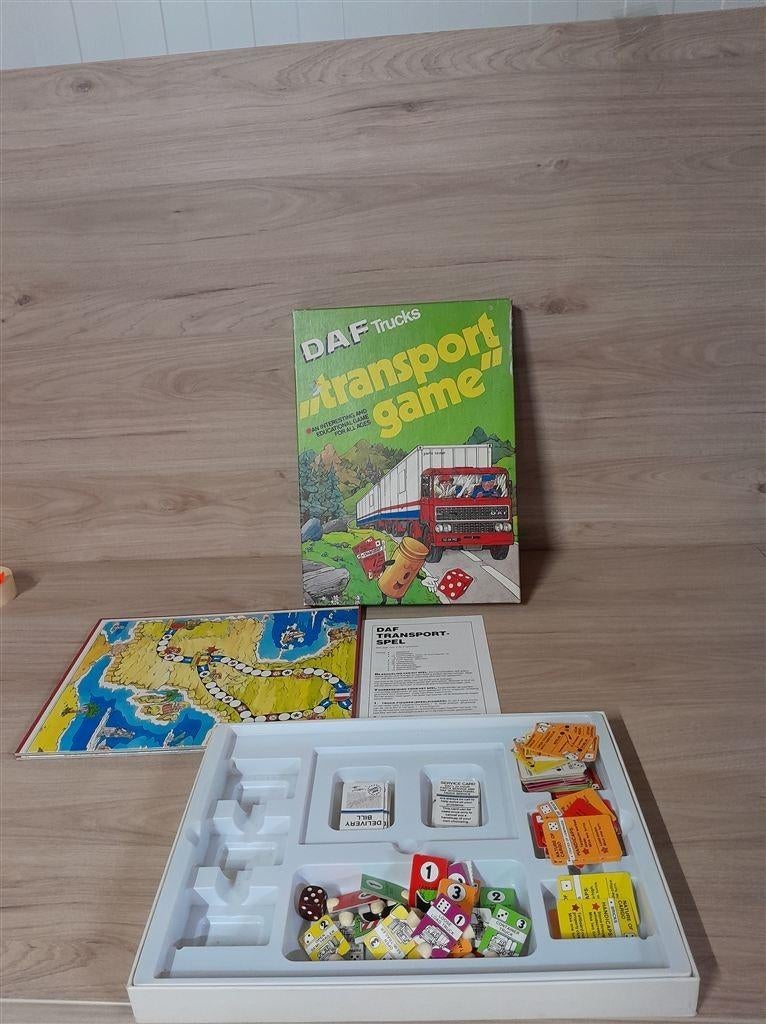 daf trucks transport spel [s1259], Hobby en Vrije tijd, Gezelschapsspellen | Bordspellen, Verzenden, Zo goed als nieuw