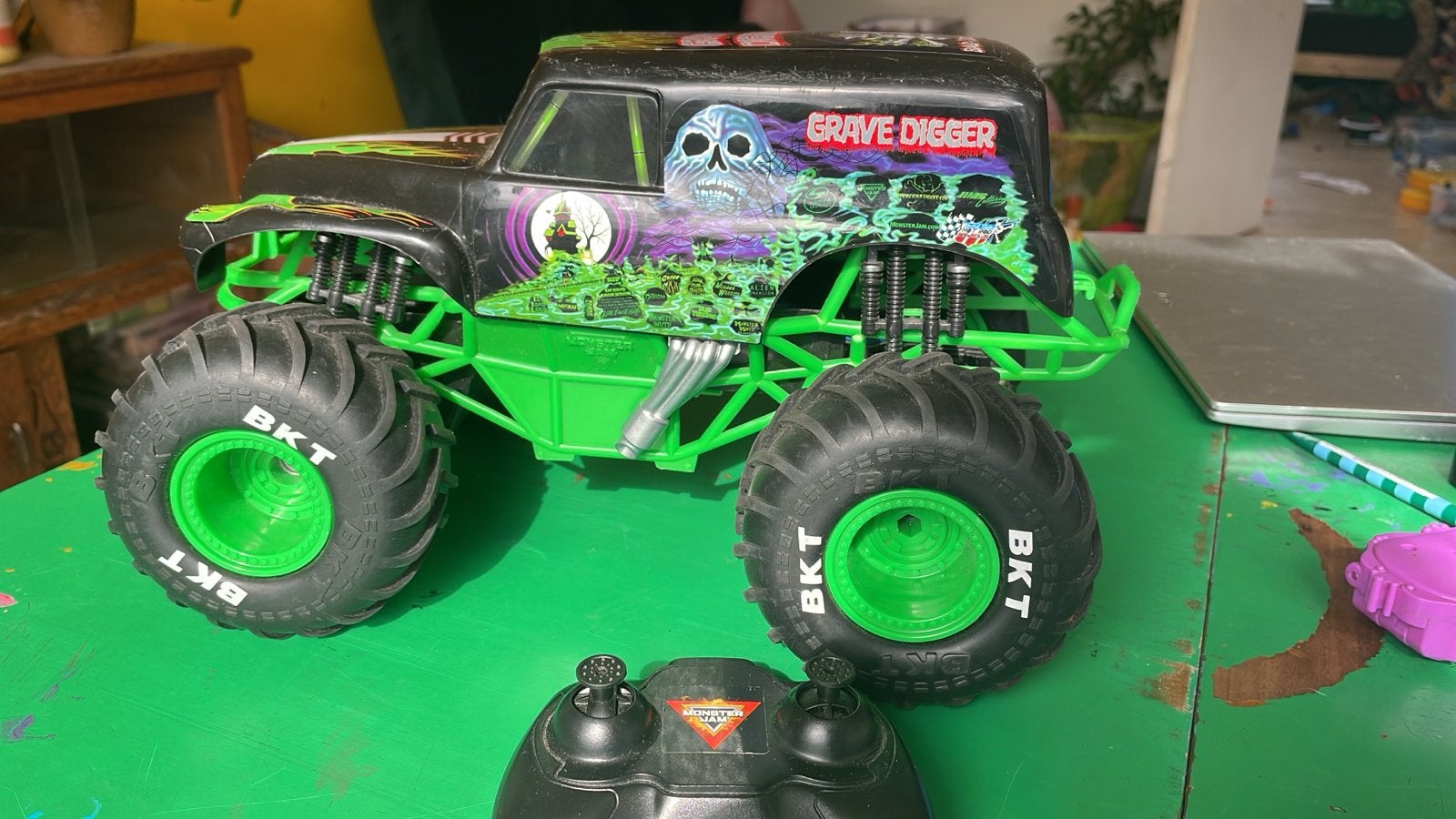 Oplaadbare Monster Jam Grave Digger RC Truck, Elektro, Gebruikt, Auto offroad, Ophalen of Verzenden