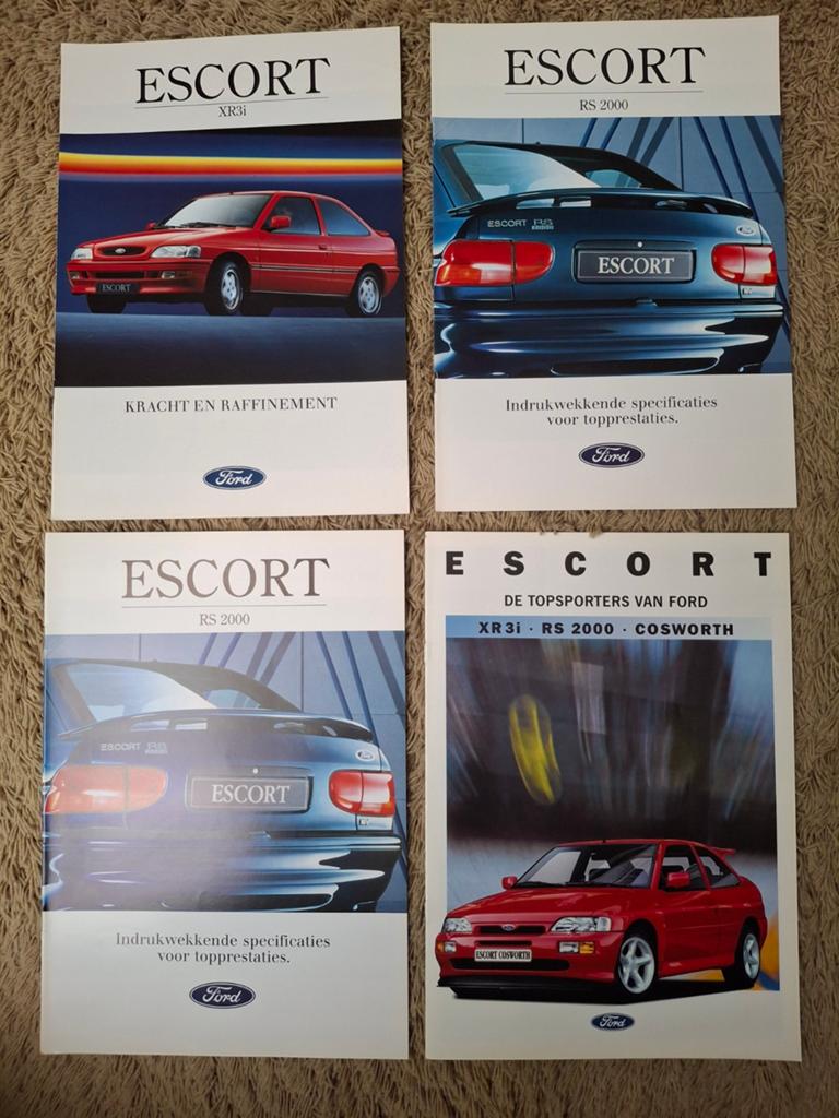 Lot autofolders Ford Escort mk6 XR3i/RS 2000, Verzenden, Zo goed als nieuw, Ford