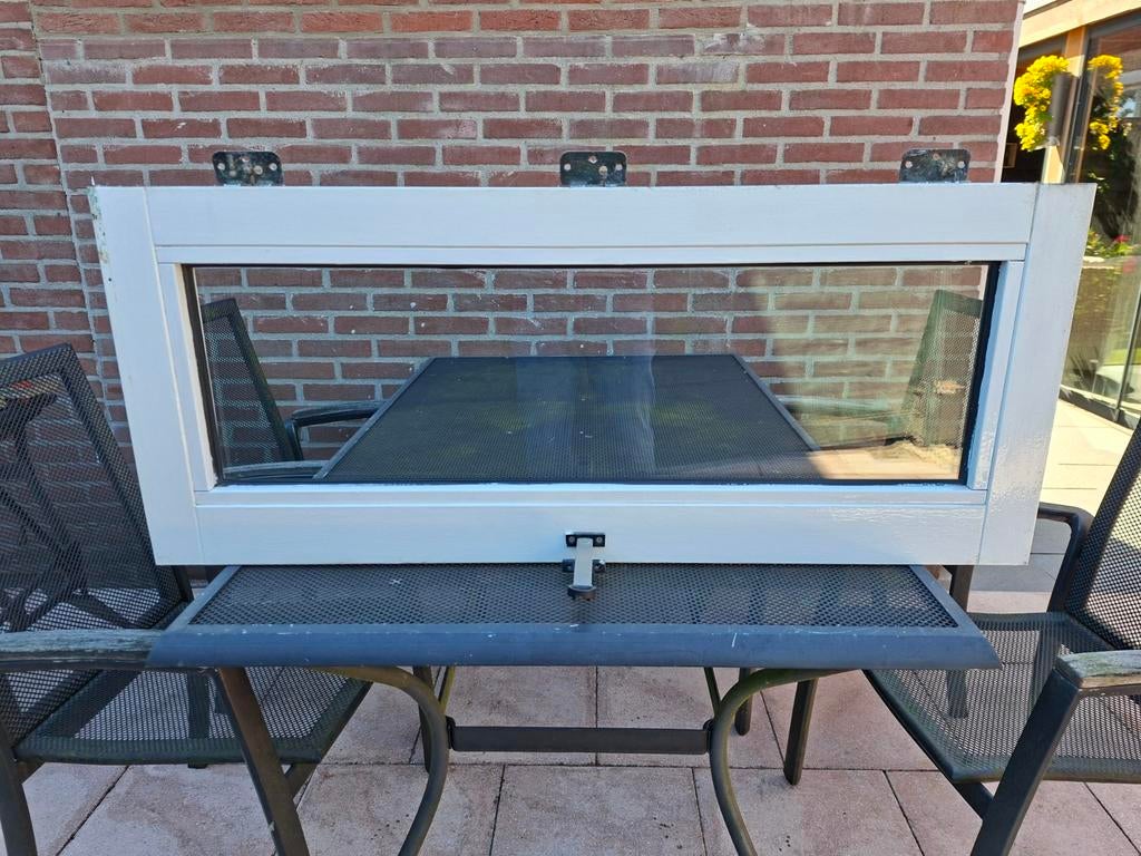 Hardhouten WC raam met dubbel glas, 108x45 cm, Ophalen, Gevelraam of Ruit, Gebruikt, Minder dan 80 cm