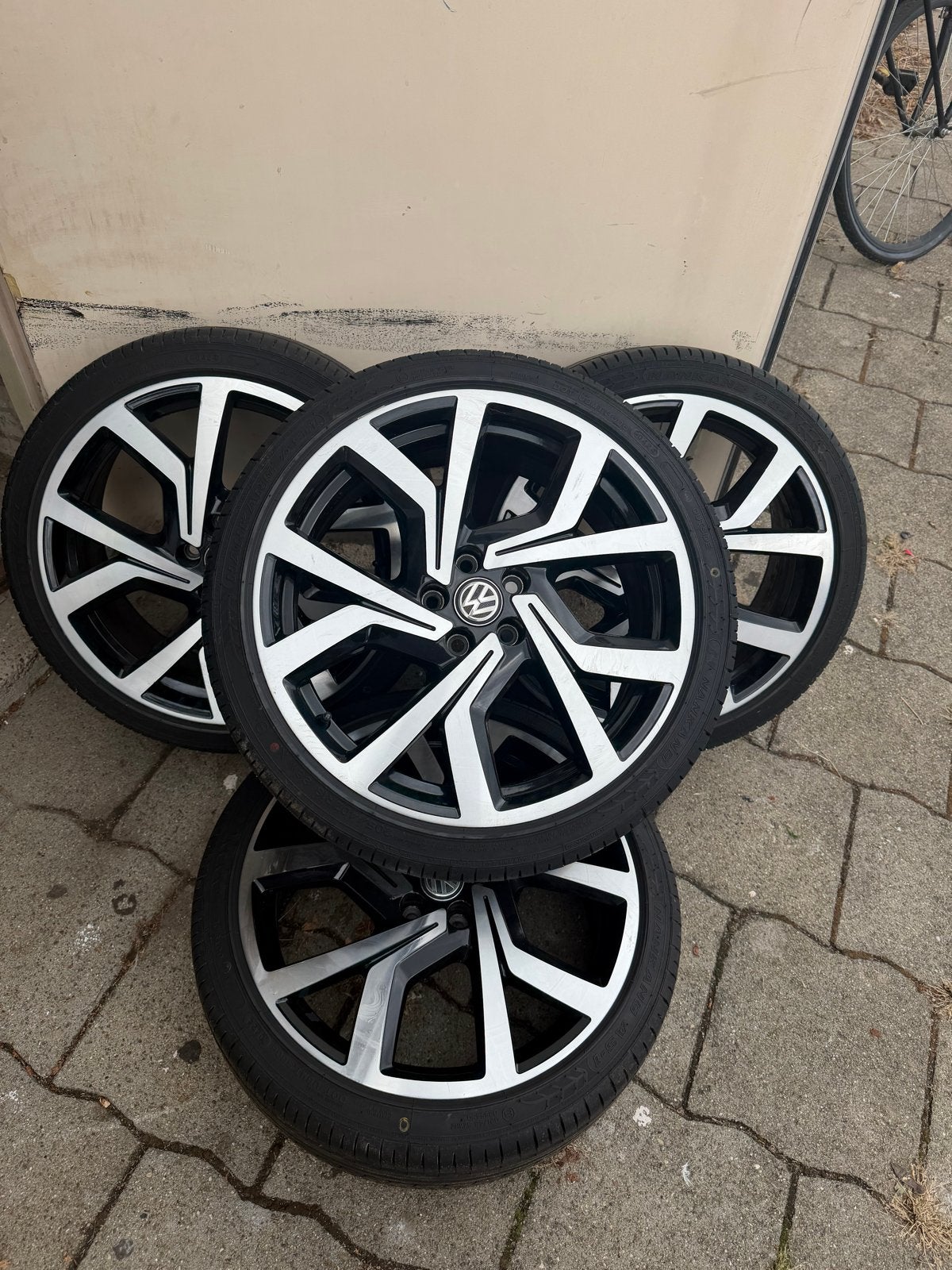 Nieuwe ORGINELE Volkswagen GTI Velgen 18 inch + banden, Ophalen, 18 inch, Banden en Velgen, Nieuw