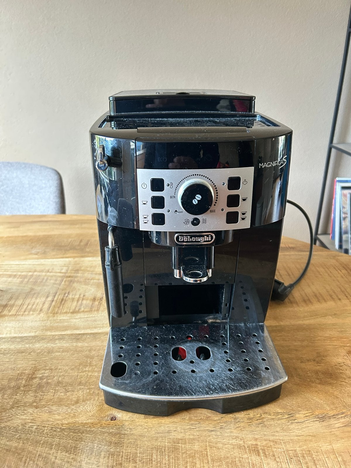 De'Longhi Magnifica S volautomatische espressomachine