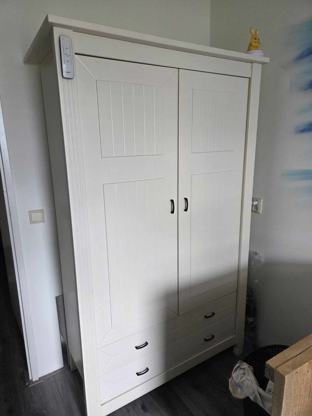 Witte kledingkast, Gebruikt, 100 tot 150 cm, 150 tot 200 cm, 50 tot 75 cm