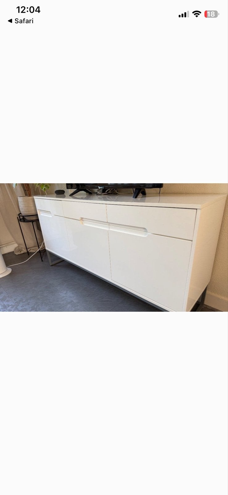 Moderne witte dressoir met strak design, Ophalen, Overige materialen, 100 tot 150 cm, 150 tot 200 cm