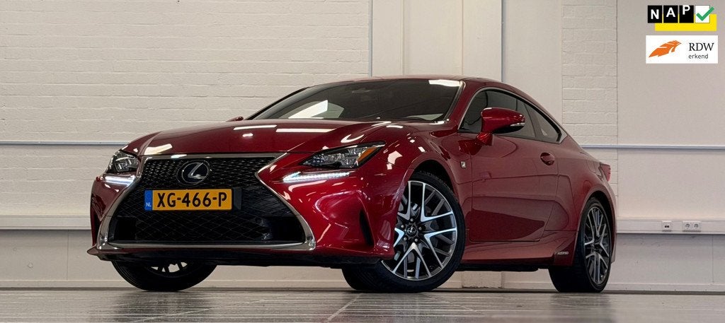 Lexus RC 300h F SPORT Line 100% Lexus onderhouden Super netj, Automaat, Achterwielaandrijving, Gebruikt, 181 pk
