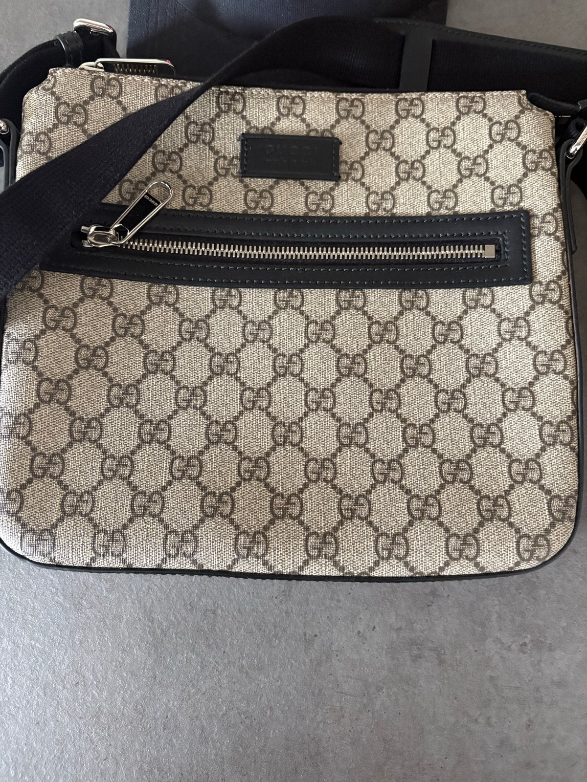 Originele Gucci GG Supreme Messenger Tas, Ophalen of Verzenden, Zo goed als nieuw, Beige, Schoudertasje