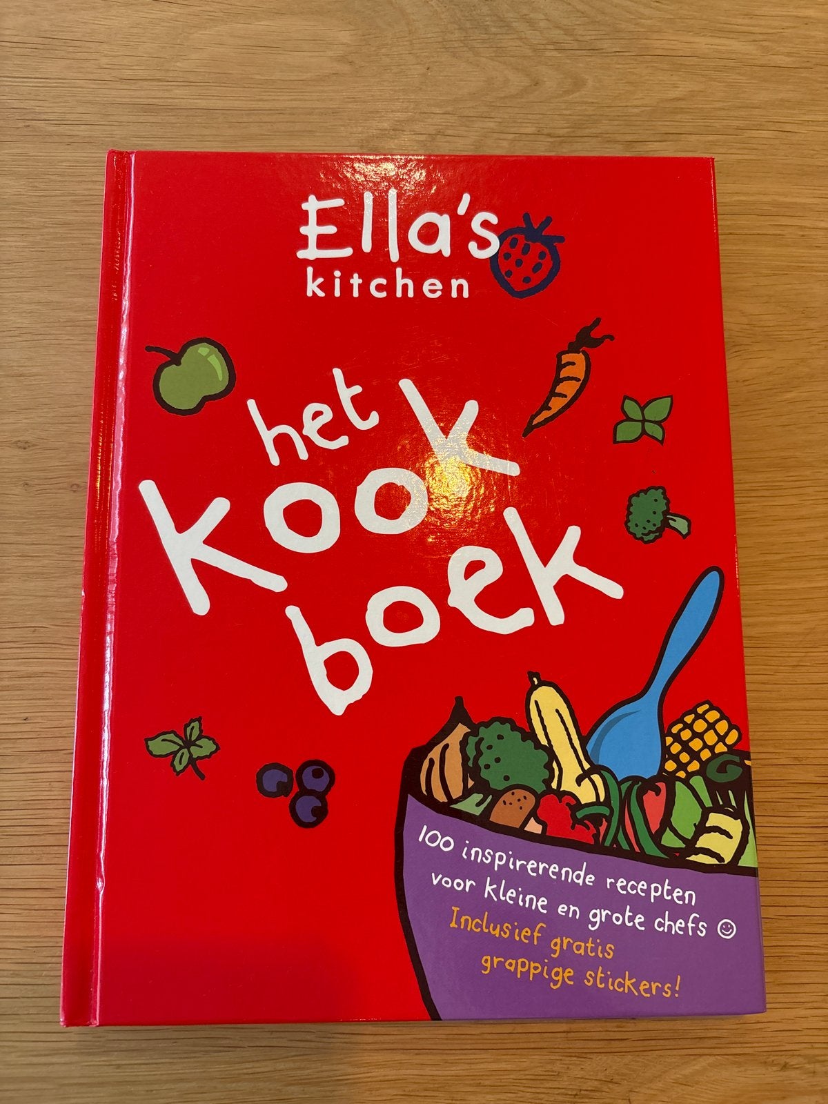 Ella's Kitchen Het Kookboek - 100+ recepten voor kids, Voorgerechten en Soepen, Ophalen of Verzenden, Zo goed als nieuw, Gezond koken