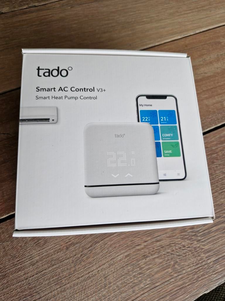 Tado Smart AC Control V3+ Slimme Airco/Warmtepomp Regeling, Ophalen of Verzenden, Slimme thermostaat, Zo goed als nieuw