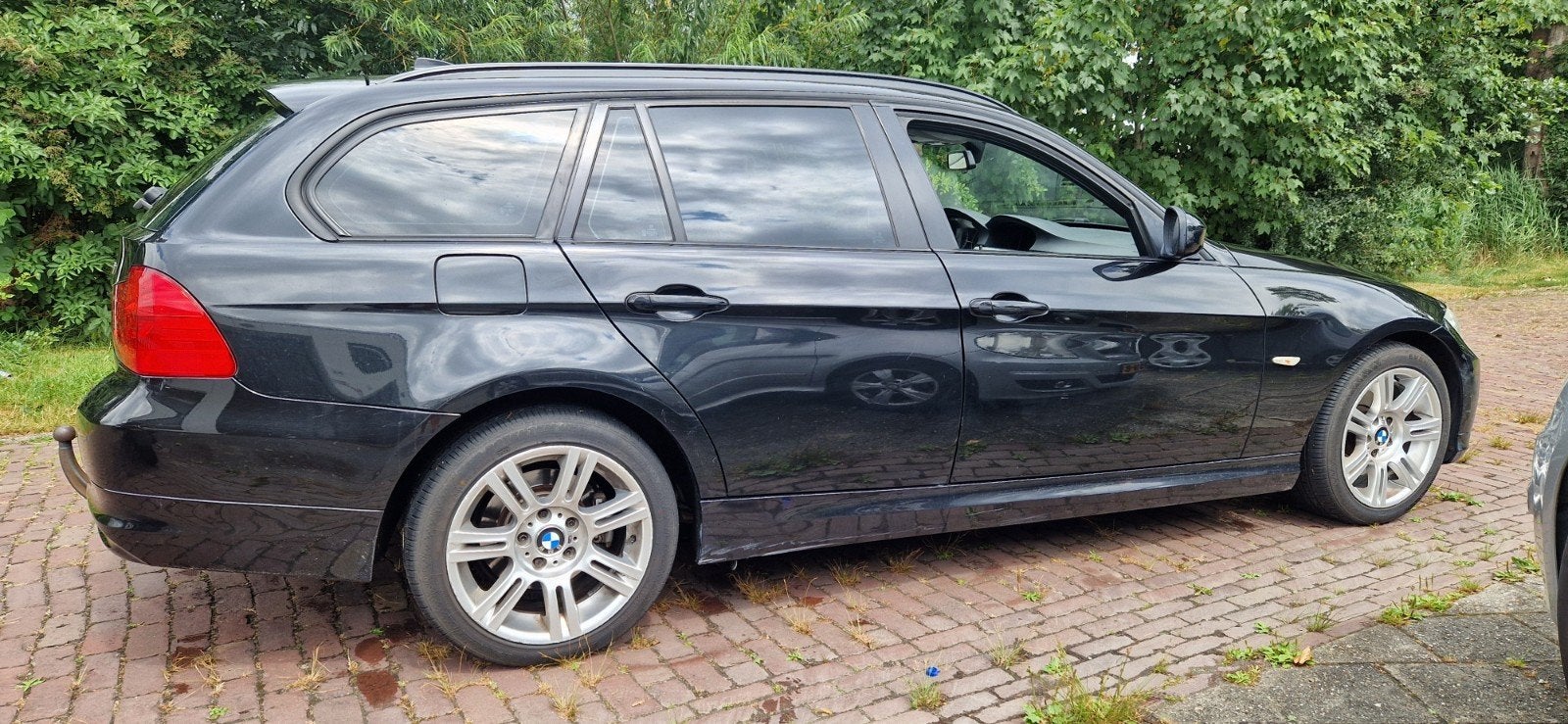BMW 3-Serie 318i 2011 Touring High Executive Xenon Navi leer, Auto's, Euro 5, Achterwielaandrijving, Zwart, Zwart
