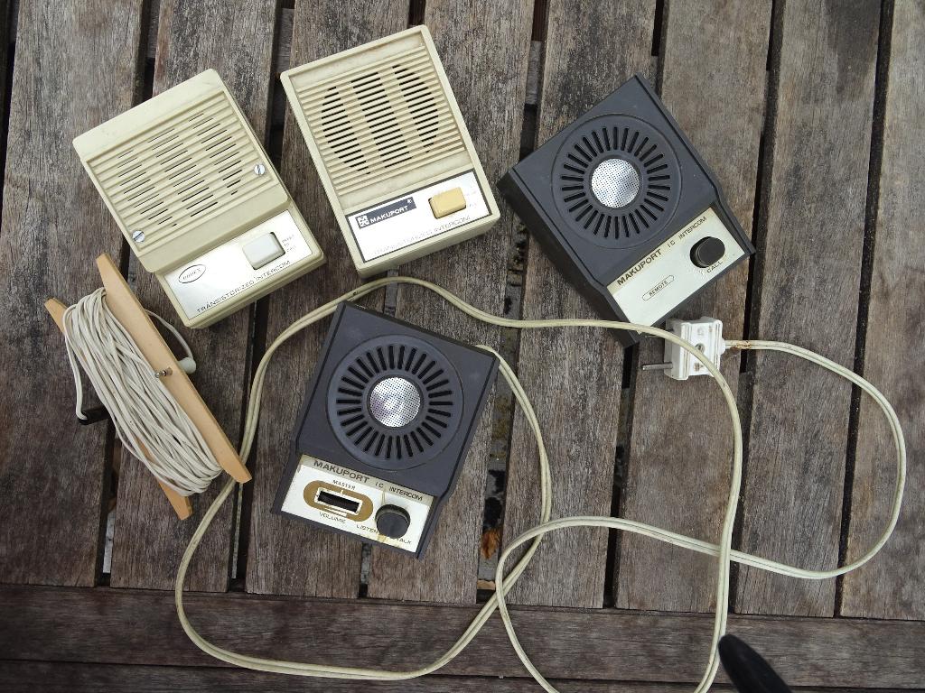 vintage intercom systeem, Ophalen of Verzenden, Gebruikt, Bedraad