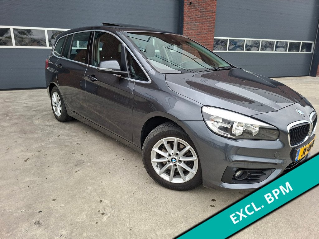 BMW 2-serie Gran Tourer 216d Essential Airco/ECC/Panoramadak, Auto's, BMW, Voorwielaandrijving, 745 kg, Gebruikt, Euro 6