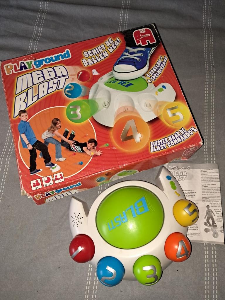 Mega blast, Ophalen of Verzenden, Zo goed als nieuw