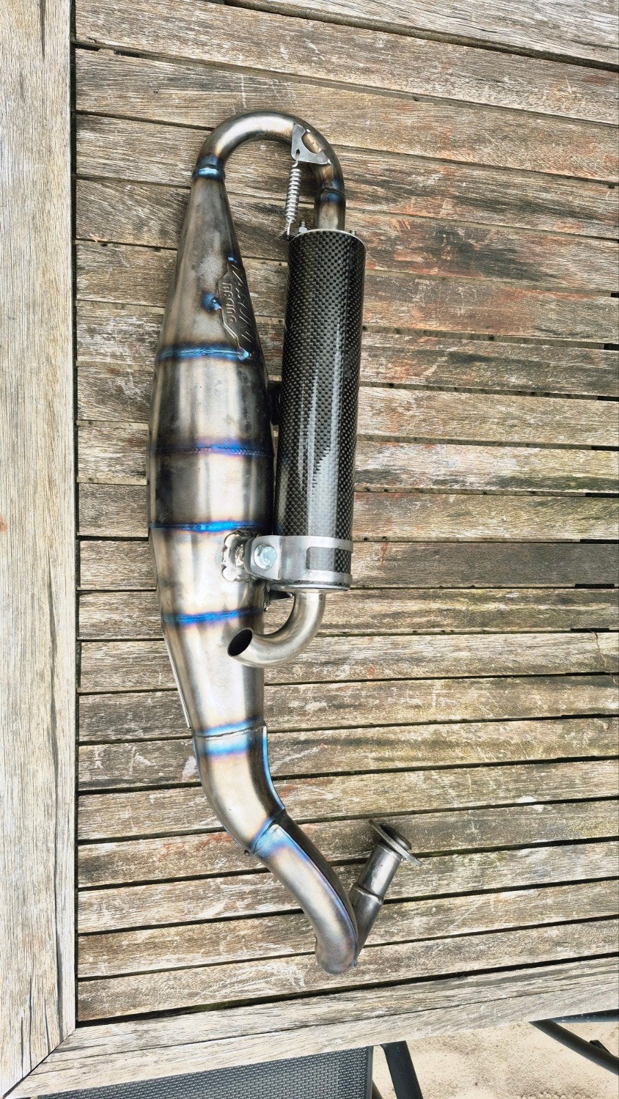 Yasuni r met carbon demper paggio, Ophalen of Verzenden, Zo goed als nieuw, Yasuni