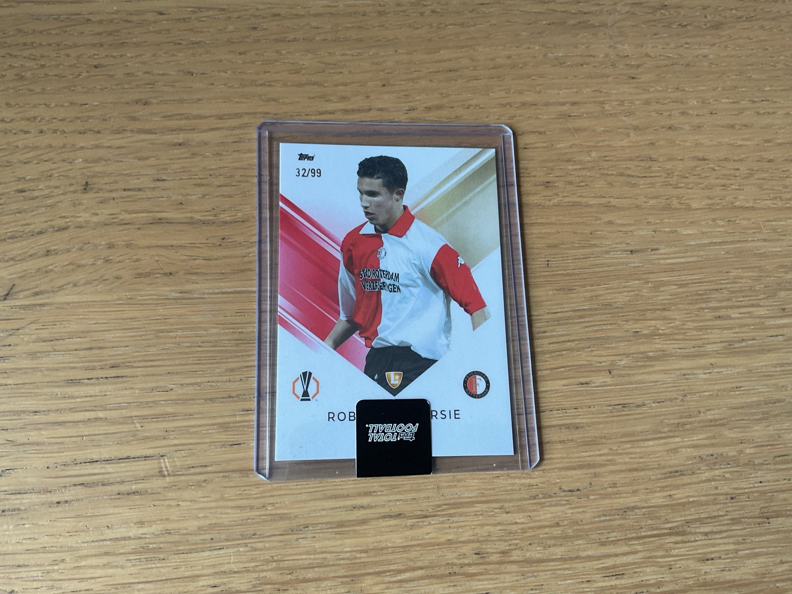 Topps Feyenoord Robin van Persie Kaart 32/99 nummer Match, Ophalen of Verzenden, Zo goed als nieuw, Feyenoord, Spelerskaart