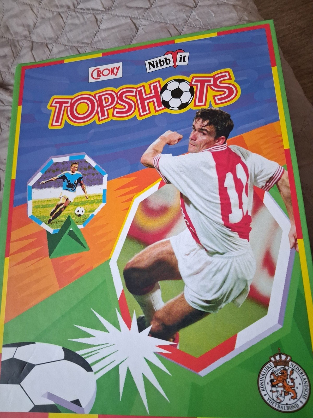 Volledig album voetbalflippo's - Croky Nibbit Topshots, Ophalen of Verzenden, Verzameling, Met verzamelmap(pen)