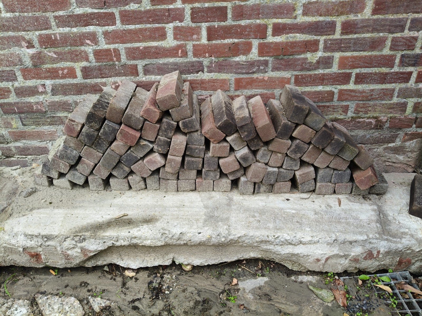 Gratis waaltjes, circa 100 stuks, Overige materialen, Gebruikt, Klinkers, Ophalen of Verzenden