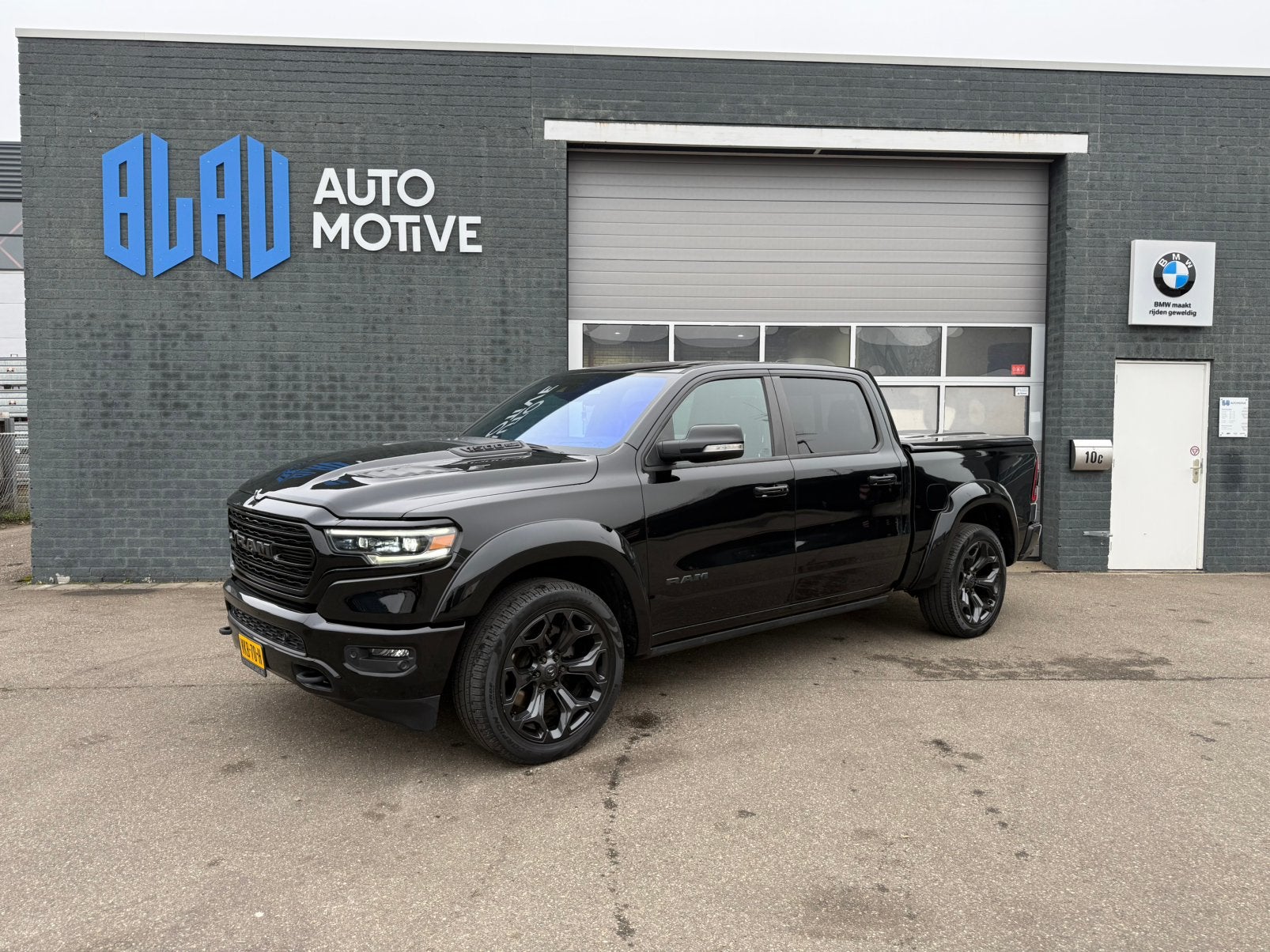 Dodge Ram 1500 LIMITED, Auto's, Dodge, 8 cilinders, Zwart, Bedrijf, Vierwielaandrijving