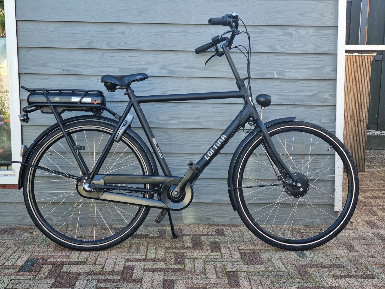 Cortina U1 E-bike met bijna nieuwe accu., Fietsen en Brommers, Ophalen, Zo goed als nieuw, Cortina, 50 km per accu of meer