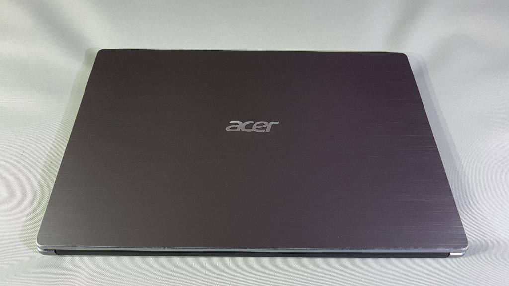 De enige bestaat Acer Swift SF315-52G 15,6 inch FHD laptop., Met videokaart, 8 GB, Minder dan 2 Ghz, Zo goed als nieuw