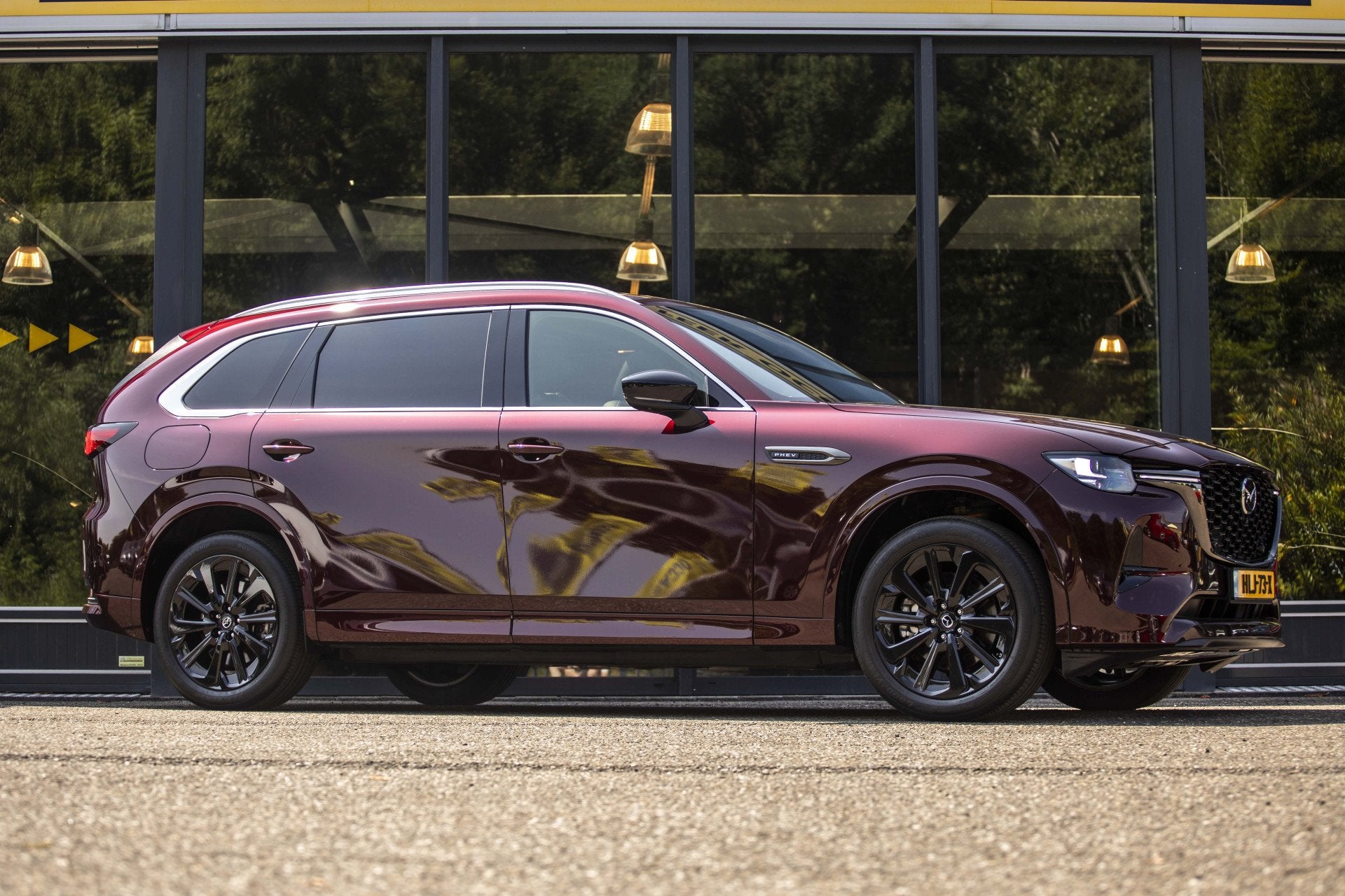 Mazda CX-80 2.5 e-SkyActiv PHEV Homura Plus (bj 2024), Auto's, Mazda, Automaat, Dealer onderhouden, Gebruikt, 2188 kg