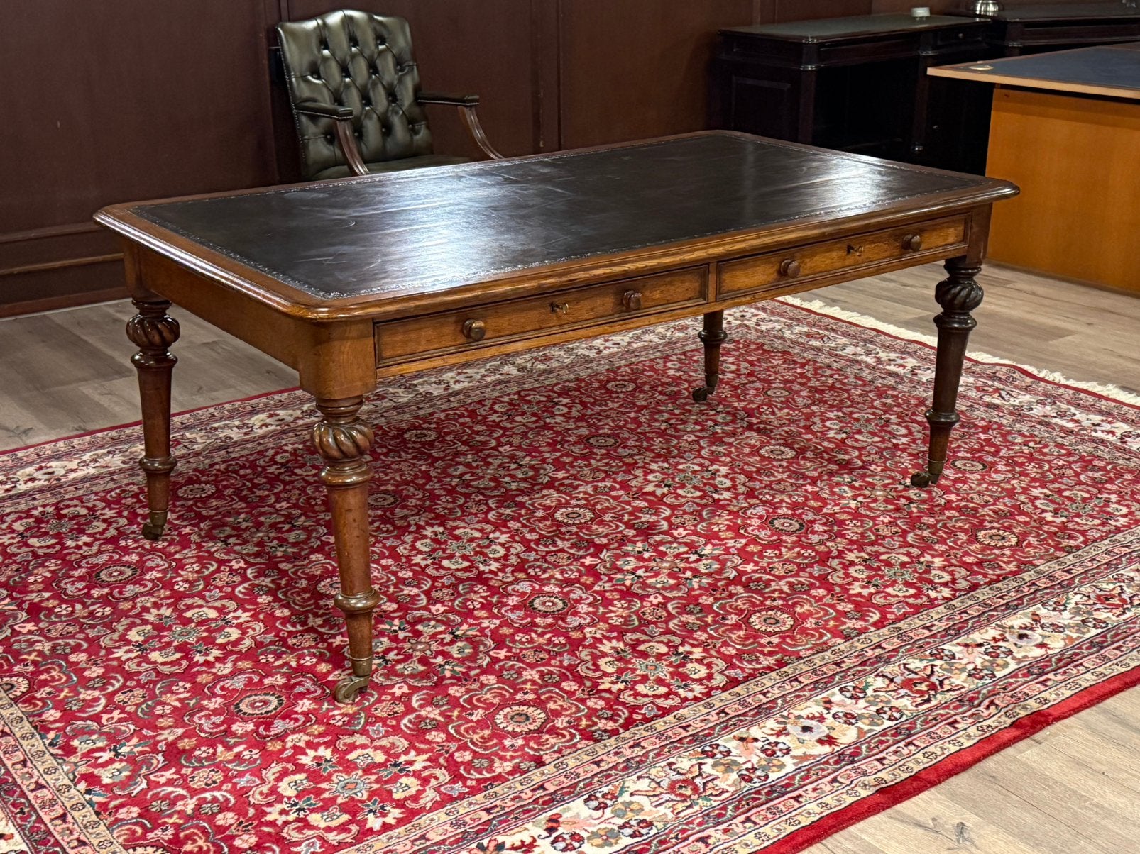 Antiek klassiek Engels bureau (schrijftafel) #686, Huis en Inrichting, Bureaus, Overige typen, Hout, Bruin, Ophalen of Verzenden
