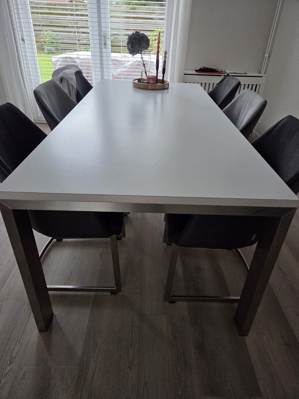 Moderne eettafel wit met metalen onderstel (220x100 cm), Ophalen, Gebruikt, Overige materialen, 200 cm of meer