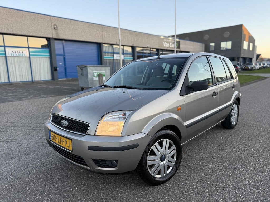 Ford Fusion 1.6-16V Luxury 5-DRS Airco Suède Trekhaak, Auto's, Voorwielaandrijving, 1596 cc, Gebruikt, 49 €/maand