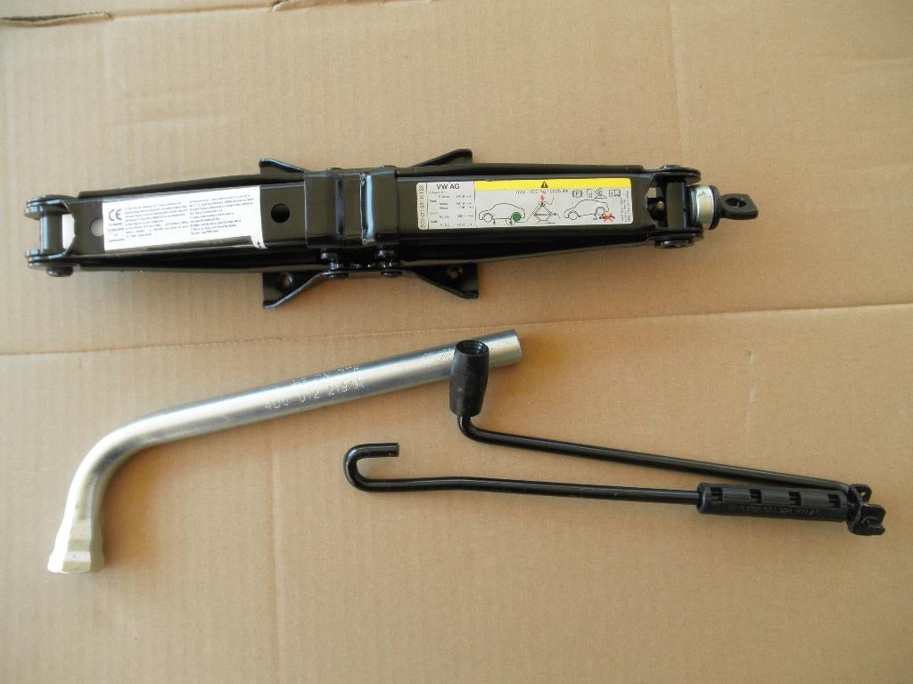 Orig Krikset VW T-Cross SEAT Arona Ateca Skoda Karoc Audi A1, Auto diversen, Krikken, Zo goed als nieuw, Schaarkrik, Manueel, Ophalen of Verzenden