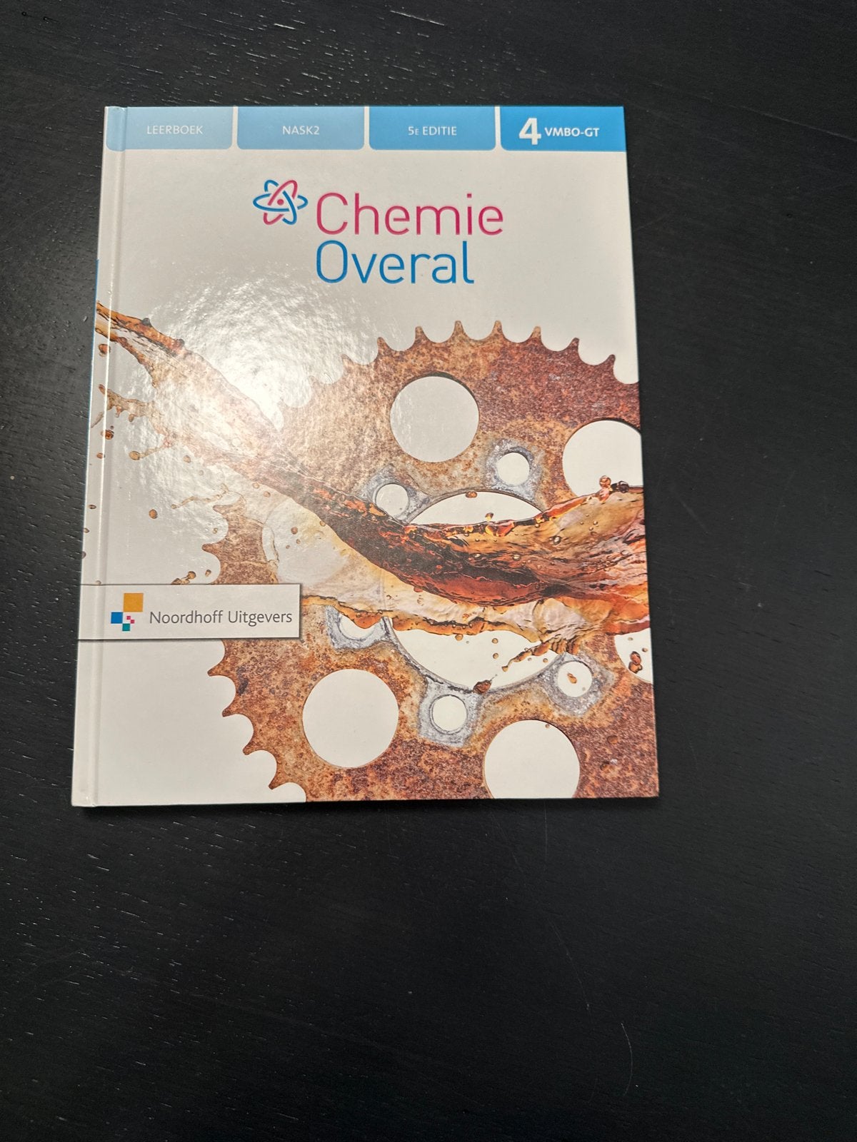 Chemie Overal NaSk2 4 vmbo-gt Leerboek 5e editie, Ophalen of Verzenden, Zo goed als nieuw, VMBO, Scheikunde