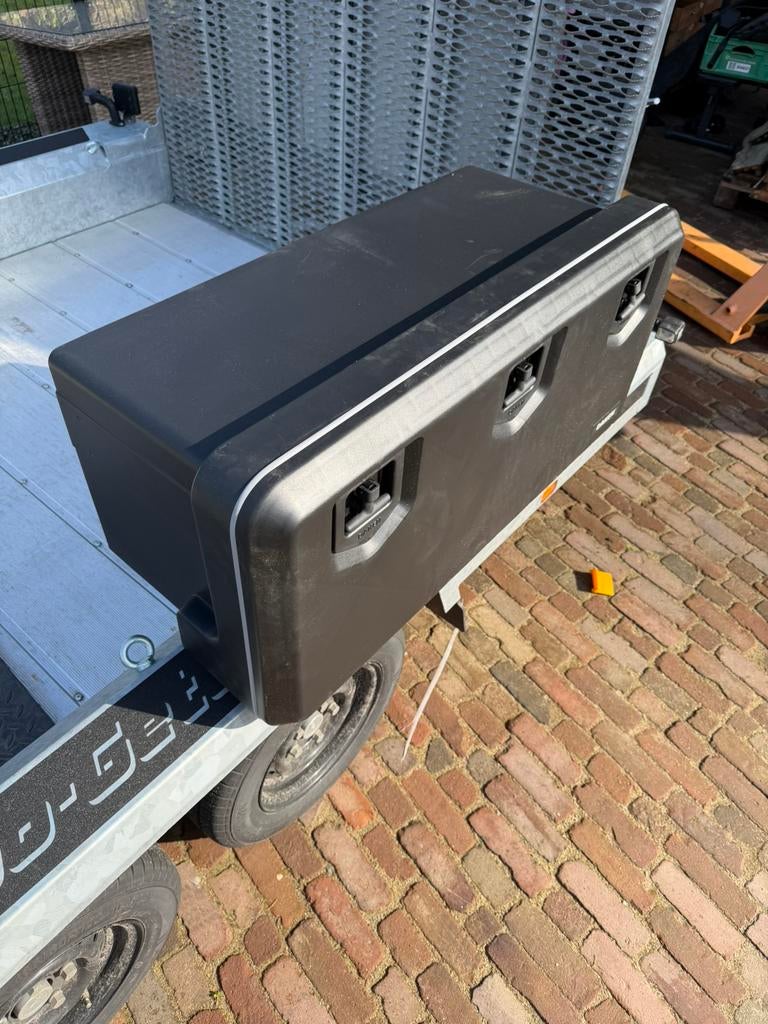 2st Kunststof gereedschap bak nieuw, Ophalen, Zo goed als nieuw