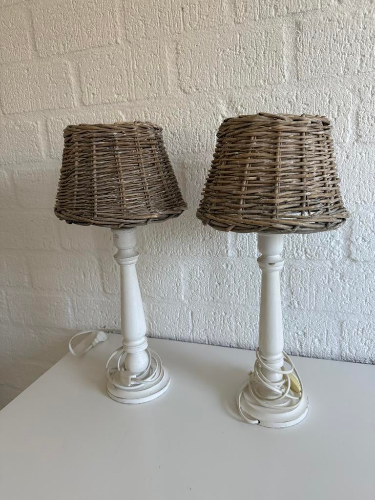 2 landelijke lampjes met rotan kap, Ophalen of Verzenden, Zo goed als nieuw, Minder dan 50 cm