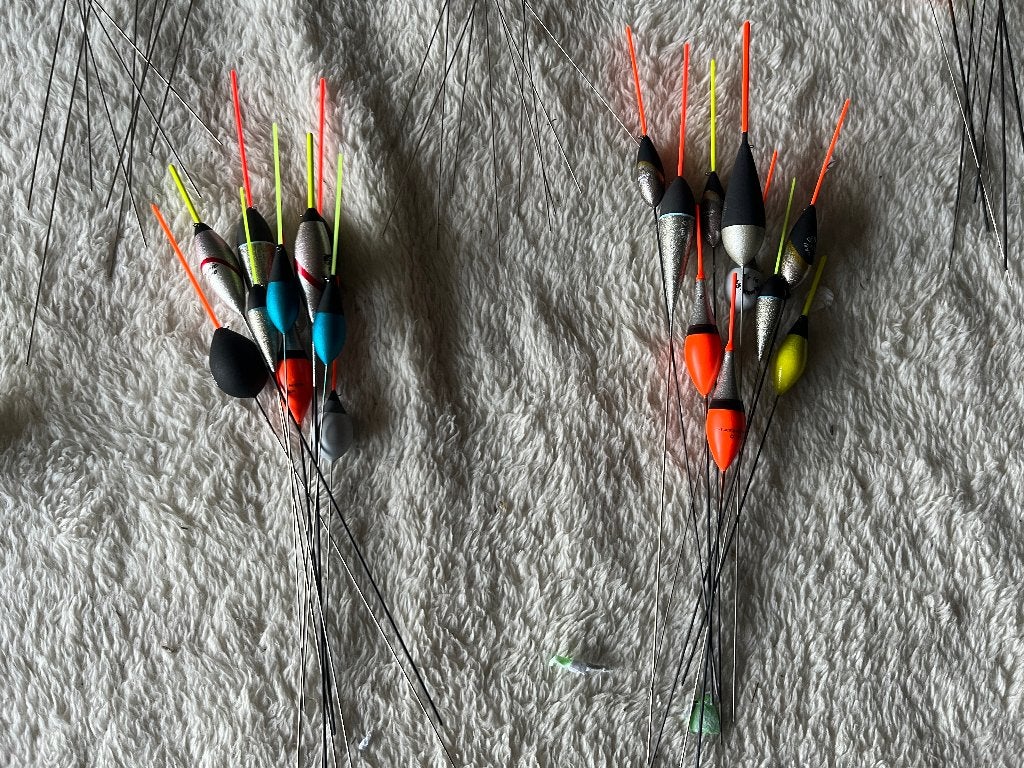 adv 901 /  NIEUW mixset 64 dobbers, Ophalen of Verzenden, Nieuw, Dobber of Lood