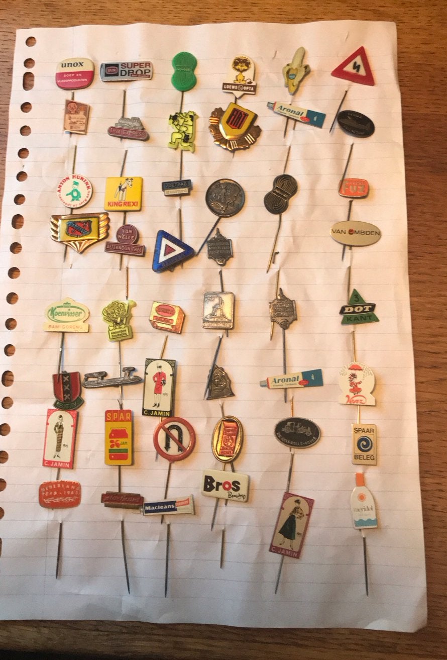 Verzameling vintage reclame speldjes/pins (3), Verzamelen, Speldjes, Pins en Buttons, Ophalen of Verzenden, Gebruikt, Merk, Speldje of Pin