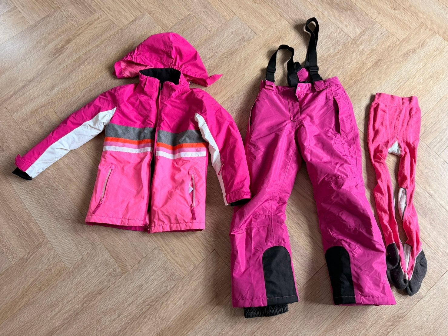Ski kleiding 128, Ophalen of Verzenden, Zo goed als nieuw, Maat 34 (XS) of kleiner, Overige typen