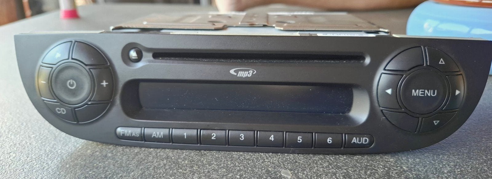 Originele Fiat 500 Autoradio CD/MP3 – Bosch (Type 312), Ophalen of Verzenden, Zo goed als nieuw