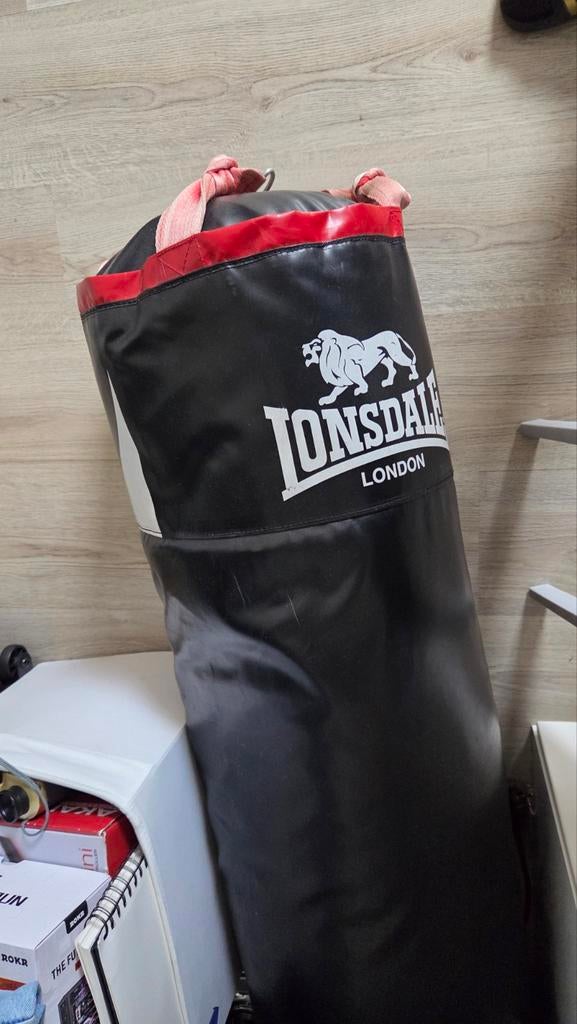 Lonsdale bokszak 45 kg, Ophalen, Bokszak