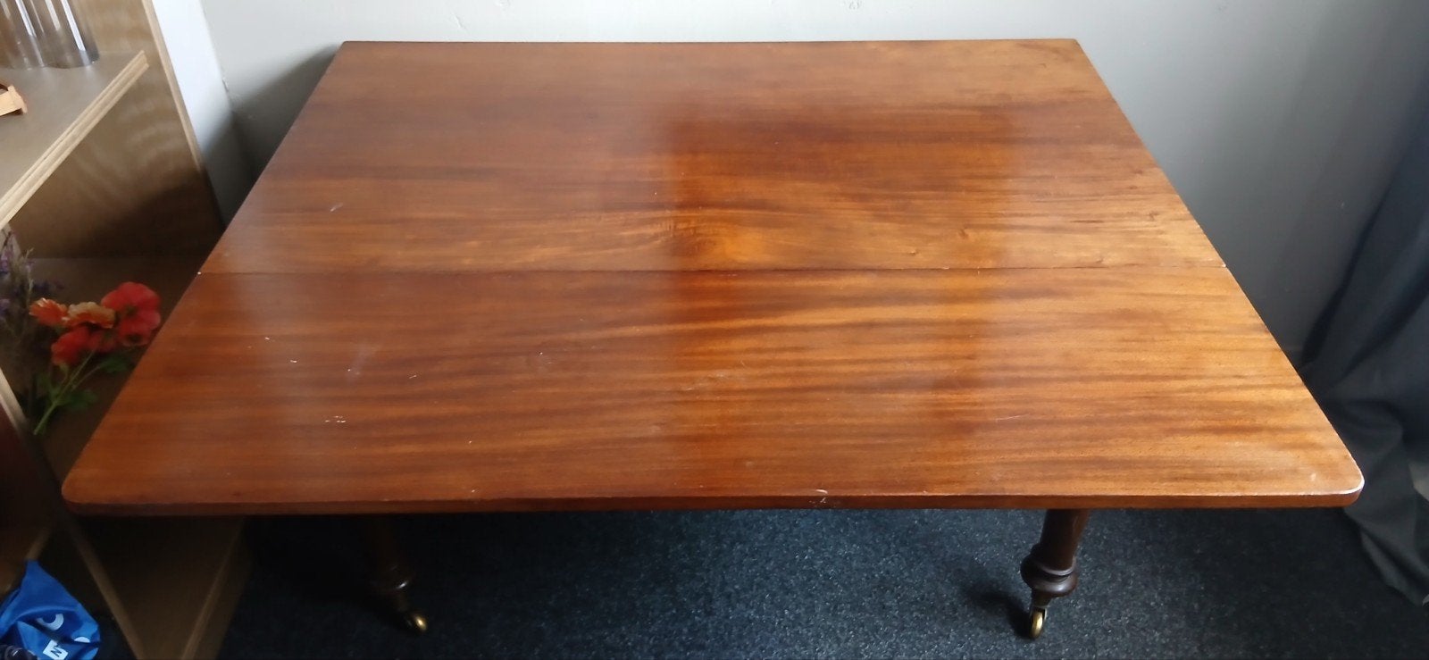 Antieke mahoniehouten tafel met wieltjes, Antiek en Kunst, Ophalen