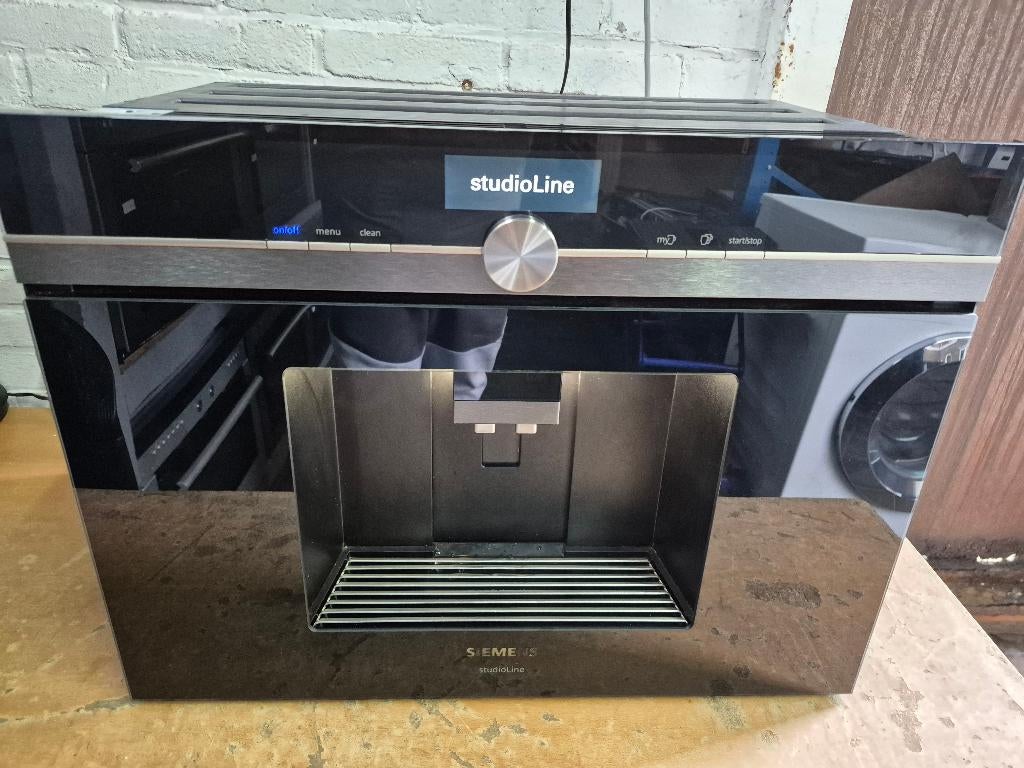 NIEUW MODEL SIEMENS STUDIOLINE CT836LEB6 KOFFIEAUTOMAAT, Witgoed en Apparatuur, Koffiezetapparaten, Gebruikt, Info@siemens.nl