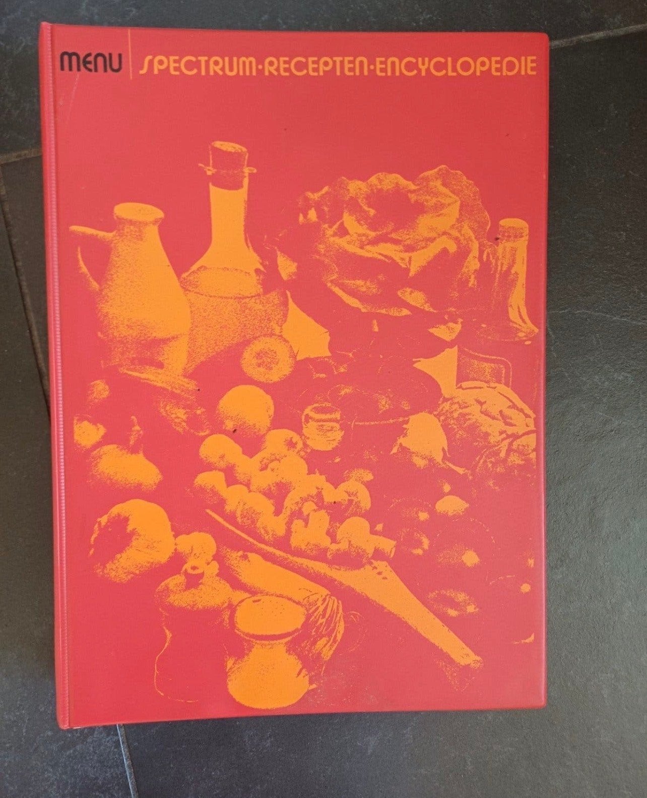 Verzameling 8 mappen vintage Menu tijdschriften jaren 70, Ophalen, Gelezen